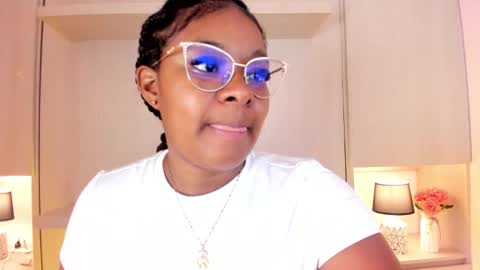 Tami online show from November 1, 7:40 pm