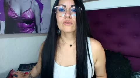 tania online show from August 4, 6:58 pm