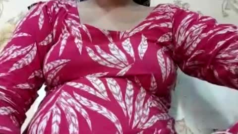taniya_roy4628 online show from June 16, 2:23 am