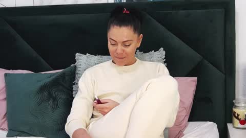 tanyaGrey online show from January 23, 8:15 am