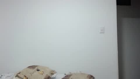 Angeline  Follow  online show from December 15, 12:16 am