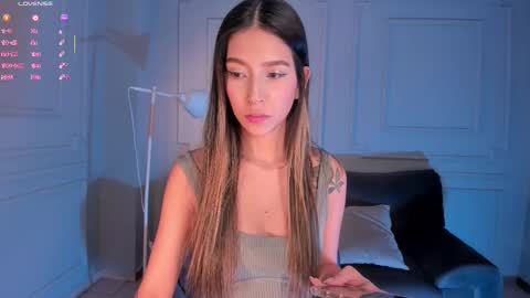 Tara Lawrence online show from December 17, 3:54 am