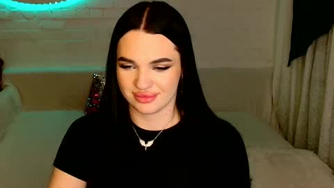 tasty_babyy online show from January 14, 9:20 pm