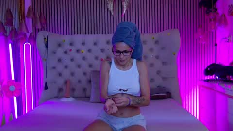 TastyPatricia online show from June 17, 9:43 am