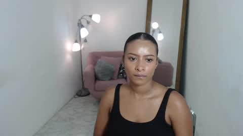 isabel online show from May 17, 11:59 pm
