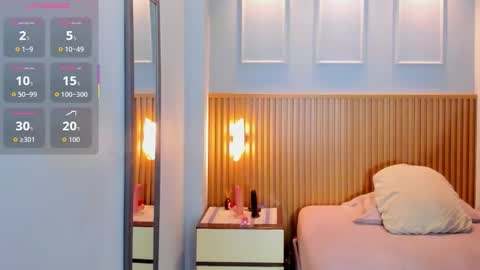 T A T I  online show from February 24, 7:56 pm