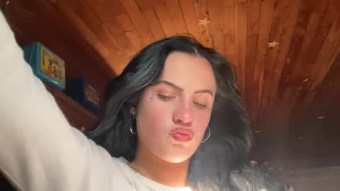 badgirltay online show from March 6, 8:59 pm