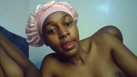 taylor_swift09 online show from February 19, 9:57 pm