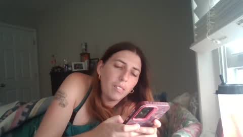 taylorslay online show from July 28, 8:52 pm