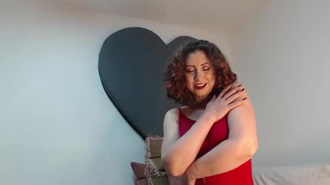 ALICIA--- online show from May 1, 6:27 am