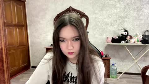 Im Techa 3 feet 24 cm height 170 online show from March 6, 10:32 am