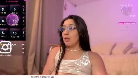 Snapshot of tellme_maddie chatting on October 17, 5:38 pm Maddie online show from October 17, 5:38 pm