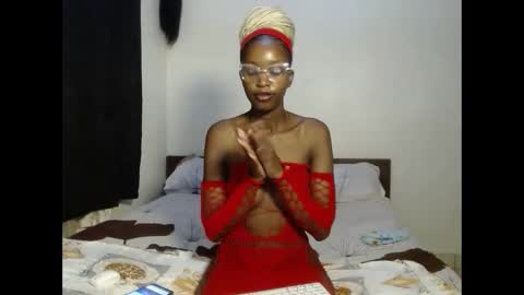 tempting_vibe online show from May 6, 6:01 pm