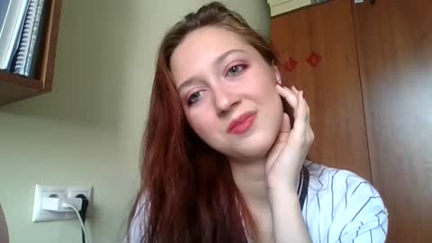 temptingvision online show from March 12, 7:57 am