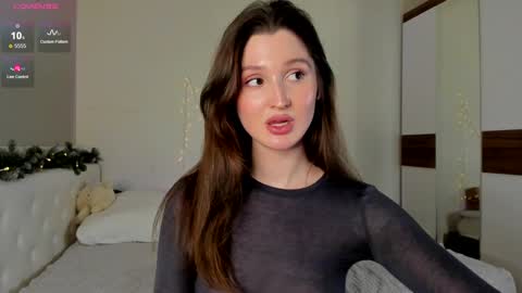 Snapshot of tender_babyy chatting on December 20, 2:38 pm Sexy girl Li online show from December 20, 2:38 pm