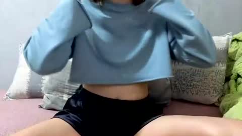 Anny Simpson online show from June 18, 2:57 am