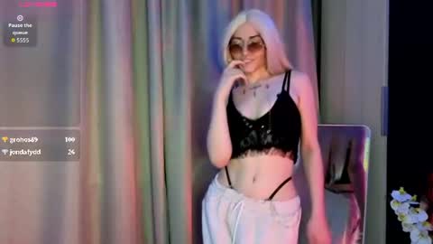 Anny Simpson online show from July 29, 8:53 pm