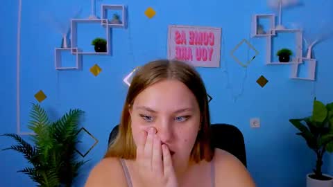 teya_starling online show from June 28, 11:22 pm
