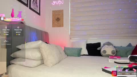  Thael online show from February 9, 7:09 pm