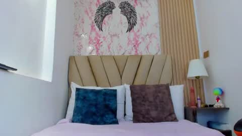 Sweet Thais  online show from July 24, 11:52 am