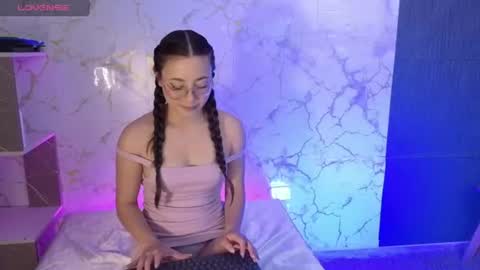  Thalia Anderson  online show from July 17, 1:32 am