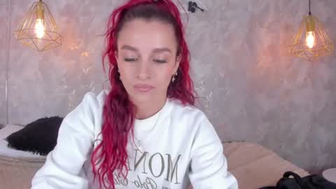 THALIRA ANGELS online show from July 14, 3:06 pm