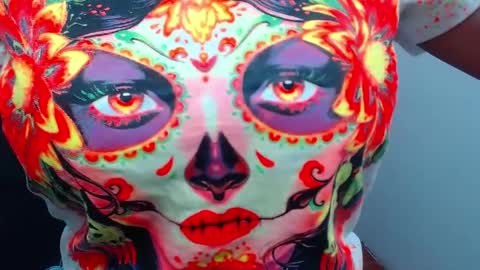  Thalia  online show from April 8, 6:10 pm