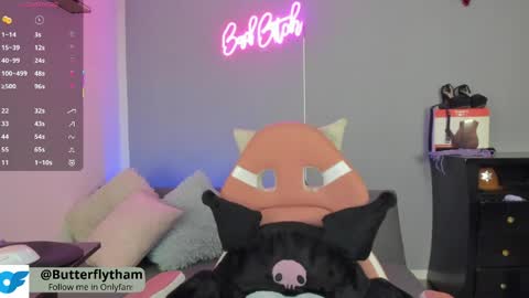 thamara_cooper_ online show from April 29, 6:02 pm