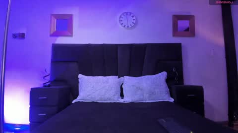 Thamara Fox online show from December 15, 4:40 am