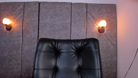 thara webstter online show from June 16, 11:44 am