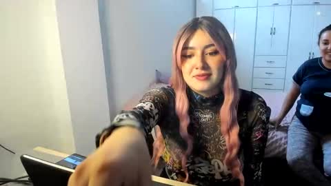   online show from March 3, 2:42 pm