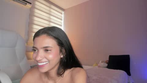 nina mirley online show from May 25, 1:54 pm