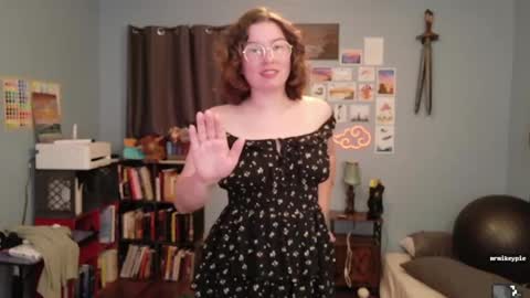 MATERNITY LEAVE  online show from May 4, 1:31 am