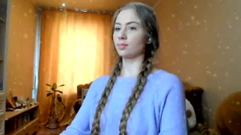 Ally    STREAMING ON TWITCH NOW Check my Twitter for updates online show from January 22, 7:14 am