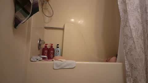 Kassandra Grant online show from January 20, 10:59 pm