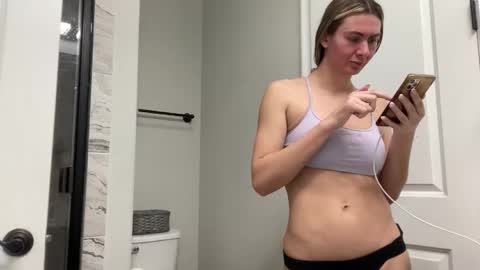 Alyssa Rhoades online show from December 22, 7:28 pm