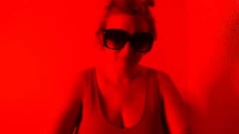 Snapshot of thegoddessfrida chatting on November 1, 4:49 am Goddess Frida online show from November 1, 4:49 am