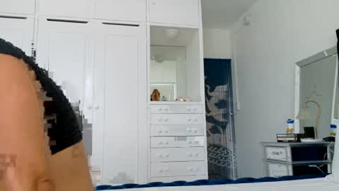 Lily Marie online show from July 25, 8:05 pm