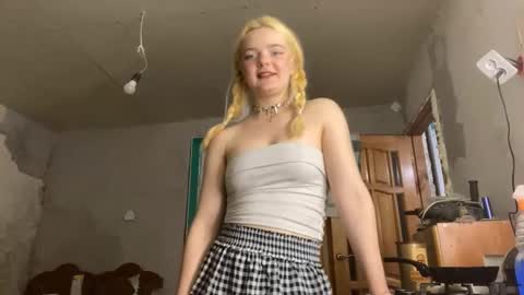 Viola online show from January 12, 3:06 pm