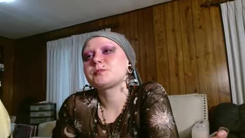 Dark Goddess Siren The Fae online show from April 12, 11:39 pm