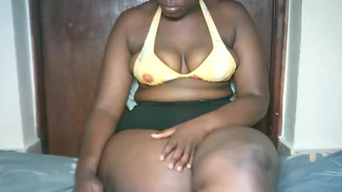 thickybabe_05 online show from January 27, 8:40 am