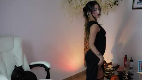 THIN PRINCESS  online show from September 11, 2:12 am