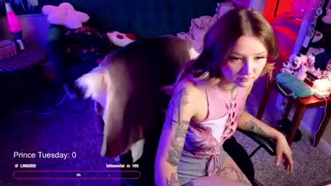 throttlekitten online show from June 17, 2:24 am