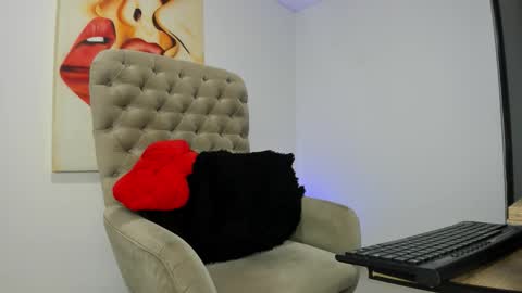 carolina online show from December 21, 10:52 am