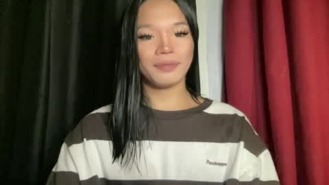 Ms. Tiara online show from July 2, 11:16 am