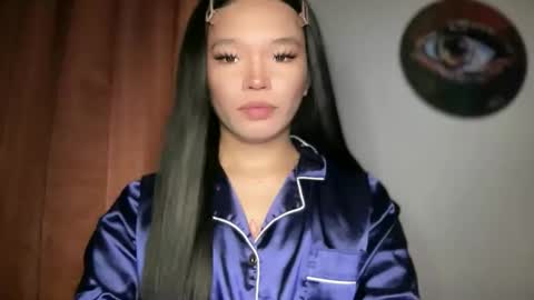 Ms. Tiara online show from May 3, 12:58 am