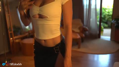 Tifa online show from April 18, 7:58 pm