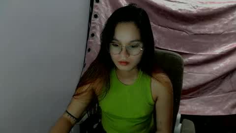 Snapshot of tifanny_foxdoll chatting on February 1, 8:05 pm Goddess Tifanny online show from February 1, 8:05 pm