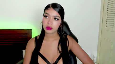 tifanymonroehot online show from March 16, 6:56 pm