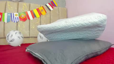 tiffany_mendez online show from June 21, 12:20 pm